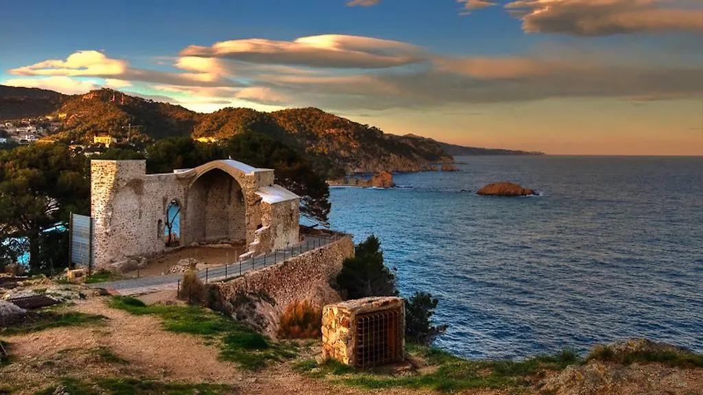 Lets Holidays Apartment Vinya Del Pla Tossa de Mar Spain